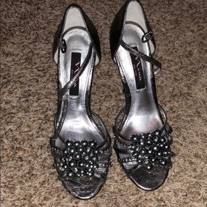 Nina New York shoes